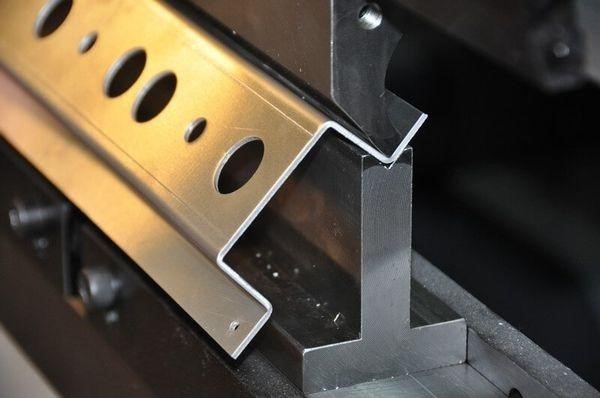 Nhat Nam Sheet Metal - Bending steel sheets